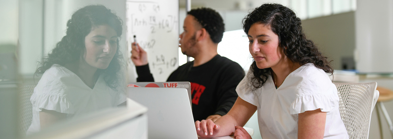 students at Hunt Library